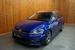 VOLKSWAGEN GOLF 1.5 TSI HIGHL.BUSS. R-LINE CLIMA NAV NR. 086, Voorwielaandrijving, Sportstoelen, Gebruikt, Blauw