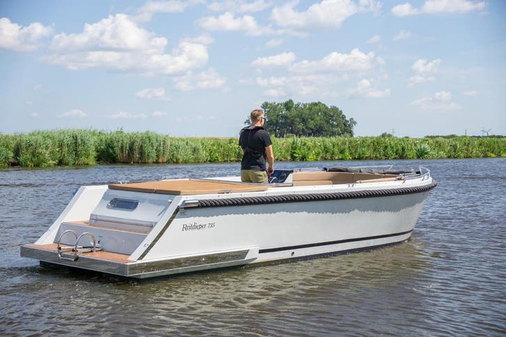 Reitdieper 735 Tender – Ruimte, luxe en 60 pk prestaties, Watersport en Boten, Sloepen, Buitenboordmotor, 50 tot 70 pk, 6 meter of meer