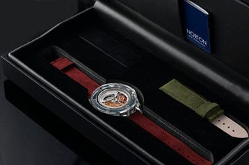 Norton - Saphirus - Swiss Made - Full Sapphire Case 48mm -, Nieuw