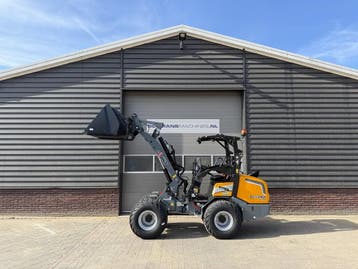 Giant G2700 X-TRA HD + minishovel prijs vriendelijk €725 LEA, Ophalen, Wiellader of Shovel
