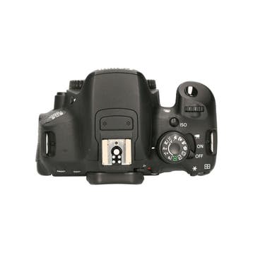 Canon EOS 700D met garantie, Ophalen of Verzenden, Gebruikt