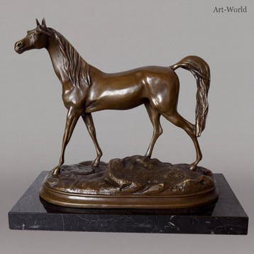 Beeld, Ibrahim, het Arabische paard. Naar: Nick - 21 cm -