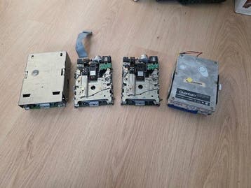 Set of 4 Vintage Apple Macintosh Drives – 3x Sony Floppy, Nieuw