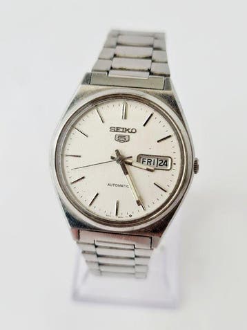 Seiko - Vintage Seiko 5 Automatic 6309-8970 | Crisp White
