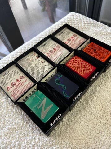 Zippo - Aansteker - Messing - (4), Verzamelen, Nieuw