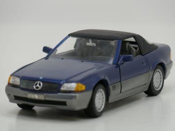 Schaal 1:18 Revell 8801 Mercedes 500 SL #943 (Automodellen), Hobby en Vrije tijd, Modelauto's | 1:18, Ophalen of Verzenden, Gebruikt