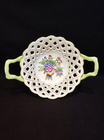 Herend - Bonbon mand - ronde kleine doorbraakmand met