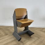 Eromes schoolstoel / stapelstoel zithoogte 46 cm,  Licht, Ophalen of Verzenden, Gebruikt, Hout, Eén