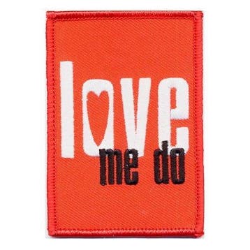 The Beatles - Love Me Do Rood - patch officiële merchandise, Ophalen of Verzenden, Nieuw, Kleding