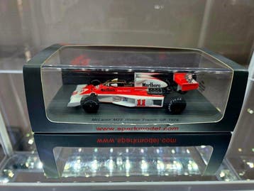 Spark 1:43 - Model sportwagen - Spark F1 model van James, Nieuw