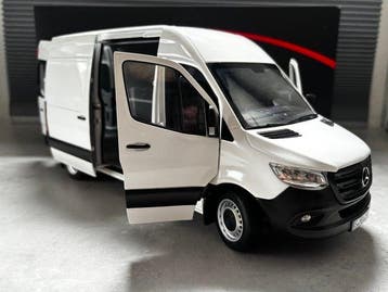 Norev 1:18 - Modelauto - Mercedes-Benz Sprinter, Nieuw