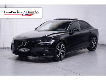 Volvo S60 B3 163pk R-Design Aut. Schuifdak NAP Va € 426/mnd, Auto's, Gebruikt, S60, Zwart, Sportstoelen