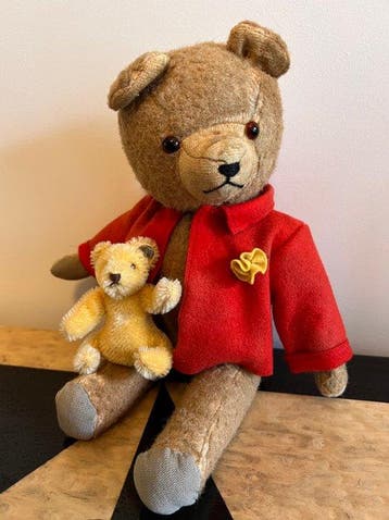 Steiff - Speelgoed Vintage teddybeer met miniatuurbeer -