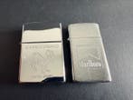 Zippo - 2 carcasas Capricornio & Marlboro slim - Zonder, Verzamelen, Rookartikelen, Aanstekers en Luciferdoosjes, Nieuw