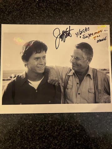 Superman I - Gesigneerde foto Jeff East als Clark Kent, Ophalen of Verzenden, Nieuw, Film, Foto of Kaart
