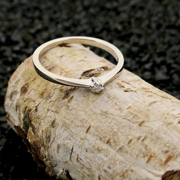 Witgouden solitair ring met diamant 0,025 ct; 14 karaat;..., Sieraden, Tassen en Uiterlijk, Gebruikt, Ophalen of Verzenden, Kleiner dan 17