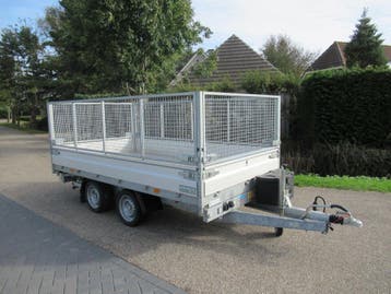 Hapert kipper 335x180cm 3000kg oprijbalken loofrekken, Auto diversen, Ophalen, Zo goed als nieuw