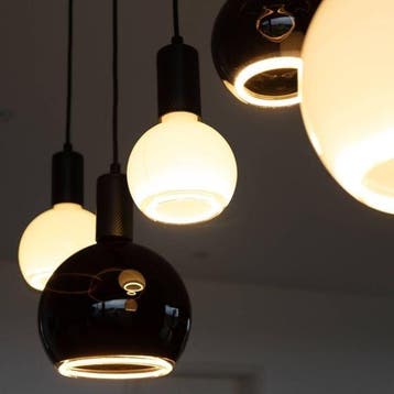 Segula LED Floating Globe G125 E27 4W 240lm 2200K Zwart, Ophalen of Verzenden, Nieuw