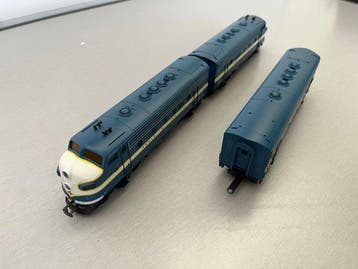 Märklin H0 - 3481/4081 - Diesellocomotief (2) - Drie delen, Hobby en Vrije tijd, Modeltreinen | H0, Nieuw