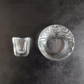 Lalique, Daum - Schaal (2) - “Tête de Lion” - Glas