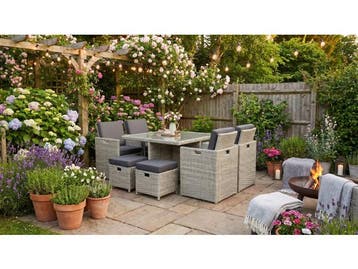Veiling - Diningset/Tuinset incl. kussens 9-delig, Nieuw