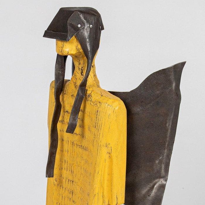 Karol Dusza (1972) - The guardian angel - 76cm wooden statue, Antiek en Kunst, Kunst | Designobjecten