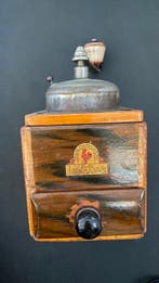 Lehnartz - Unknown - Koffiemolen - maatwerk - Hout, Metaal,