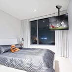 TV Beugel - 26 - 55 inch - TV muurbeugel - Draaibaar en kant, Verzenden, Zo goed als nieuw