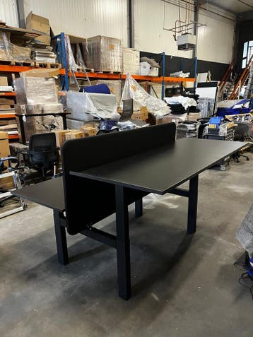 Elektrisch Verstelbaar Duo Bureau - Ahrend, Huis en Inrichting, Verzenden, In hoogte verstelbaar, Zo goed als nieuw