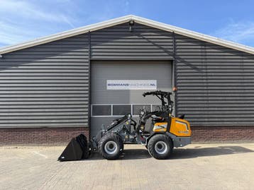 Giant G2700 X-TRA HD + minishovel prijs vriendelijk €725 LEA, Ophalen, Wiellader of Shovel