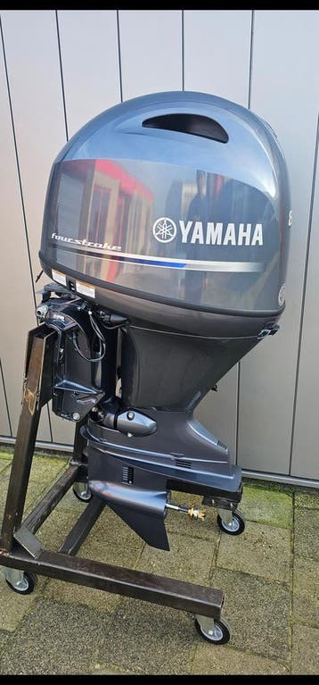 Gebruikte Buitenboordmotoren DIJKSMAHOLLAND STEENWIJK, Watersport en Boten, Ophalen, Zo goed als nieuw, Benzine, Buitenboordmotor