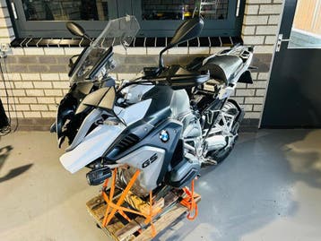 Schade aan uw BMW wij kopen, halen en betalen binnen 48uur