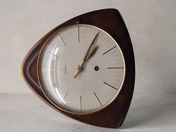 Wandklok - Junghans Mid-Century Tischuhr – W 284/14 –