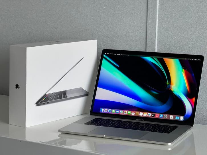 Macbook Pro 16,2 4k Retina | Touch Bar | intel 6-Core i7, Computers en Software, Apple Macbooks, 3 tot 4 Ghz, 16 inch, 512 GB
