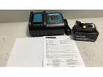 Veiling - Makita 5Ah Accu + makita acculader DC18SD, Nieuw