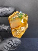 188.75ct Crystal Opal Specimen Ruw- 37.75 g