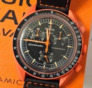 Omega x Swatch - Mission On Earth (Lava) - Zonder, Nieuw