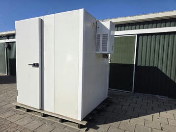Vriescel 196 x 166 x 210 cm stekker klaar, Nieuw in verpakking, Koelen en Vriezen