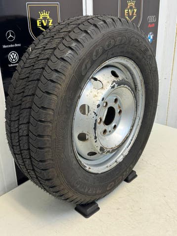 1 stuk 225/65R16C Bakwagen Iveco bj.2014 Reservewiel 6x125, Auto-onderdelen, Banden en Velgen, 16 inch, Banden en Velgen, Bestelwagen