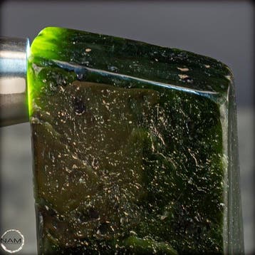 Zeer zeldzame natuurlijke jade-nephriet Crystal-Freeform,