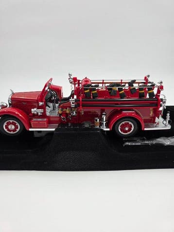 Yat Ming 1:24 - Model vrachtwagen - Mack Type 75BX (1935), Nieuw