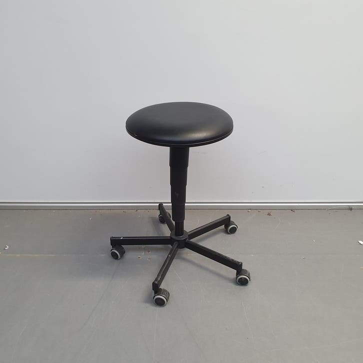 Werkkruk - zwart leder - in hoogte verstelbaar 50-66 cm, Huis en Inrichting, Barkrukken, Ophalen of Verzenden