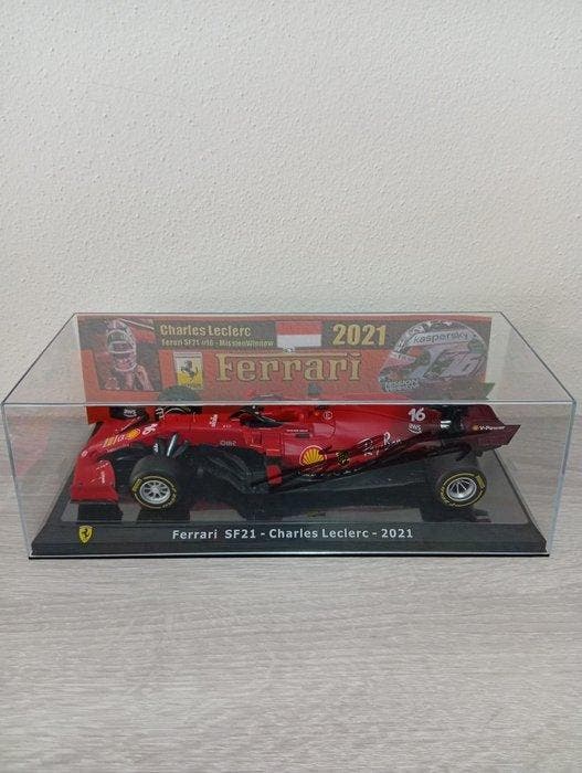 Ferrari - Charles Leclerc SF21 - 2021 - Modelauto schaal, Verzamelen, Automerken, Motoren en Formule 1