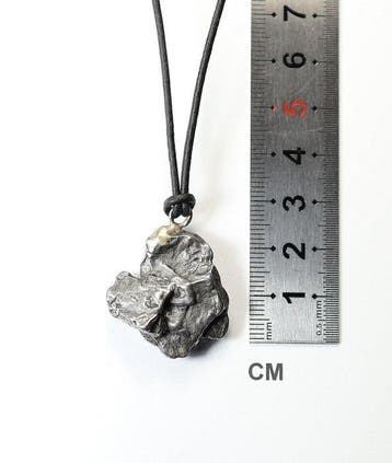 Hanger met meteoriet Campo del Cielo Grof octahedriet