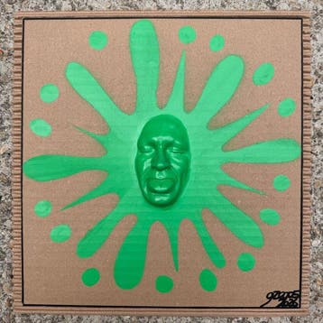 gregos - Green light mocking splash on paperboard