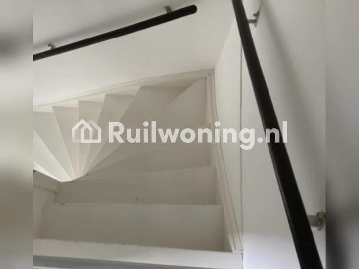 Hoekwoning met tuin, zonder bovenburen (Houten), Huizen en Kamers, Woningruil