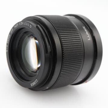 Panasonic Lumix G 42.5mm f/1.7Power OIS, Verzenden, Gebruikt