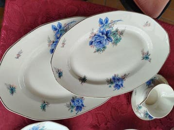 Limoges Salmon et Compagnie - Tafelservies voor 12 -, Antiek en Kunst