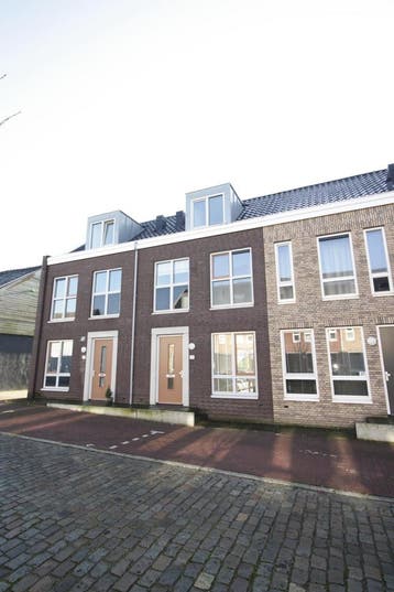 Te huur: Huis Fabriekstraat in Bergen op Zoom, Bergen op Zoom, Noord-Brabant