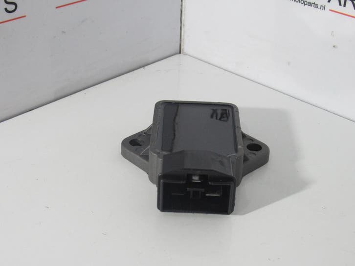 Honda CB 250 400 F Spanningsregelaar, Motoren, Onderdelen | Honda, Ophalen of Verzenden